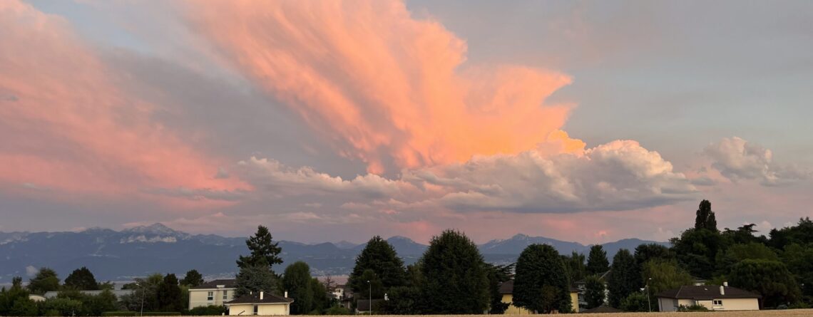 Lausanne -vezetőfejlesztés a Mont Blanc tövében