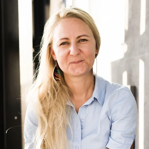 Szilvási Gabriella, stratégiai partner